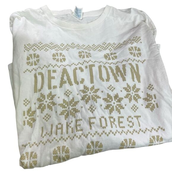 Delta Wake Forest Demon Deacon White and Gold Graphic T-Shirt size XL - Picture 1 of 1